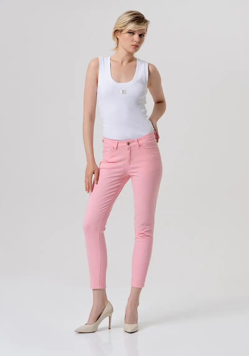 Fracomina Pantalone slim effetto push up in tessuto bull stretch