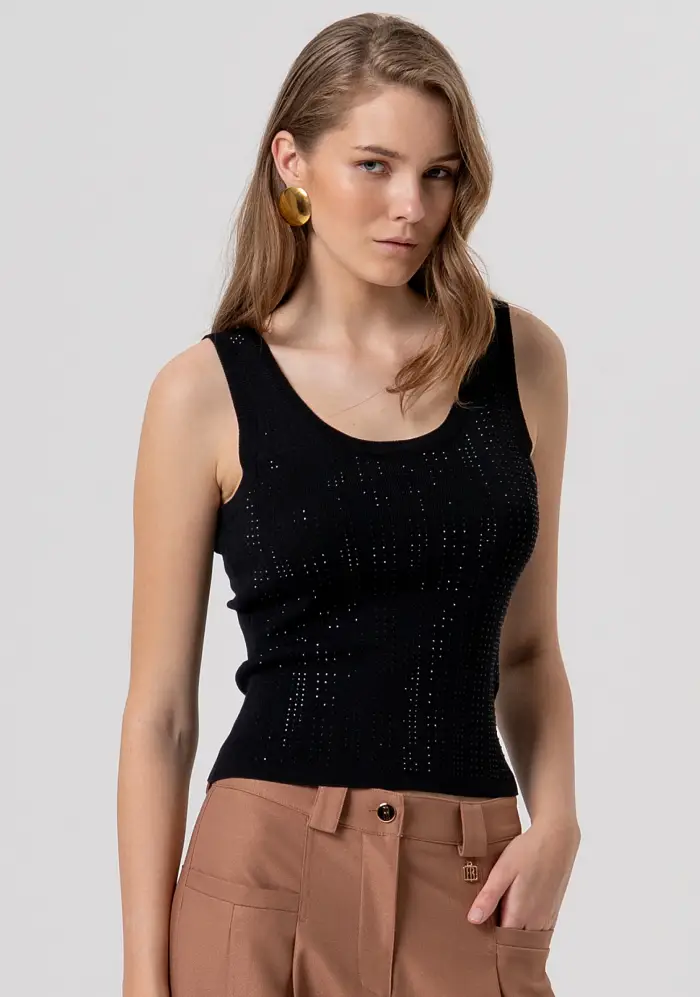 Top slim senza maniche in maglia
