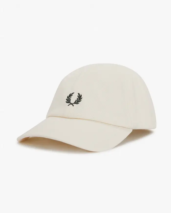 Berretto baseball Fred Perry panna in piquè di puro cotone con corona d alloro verde