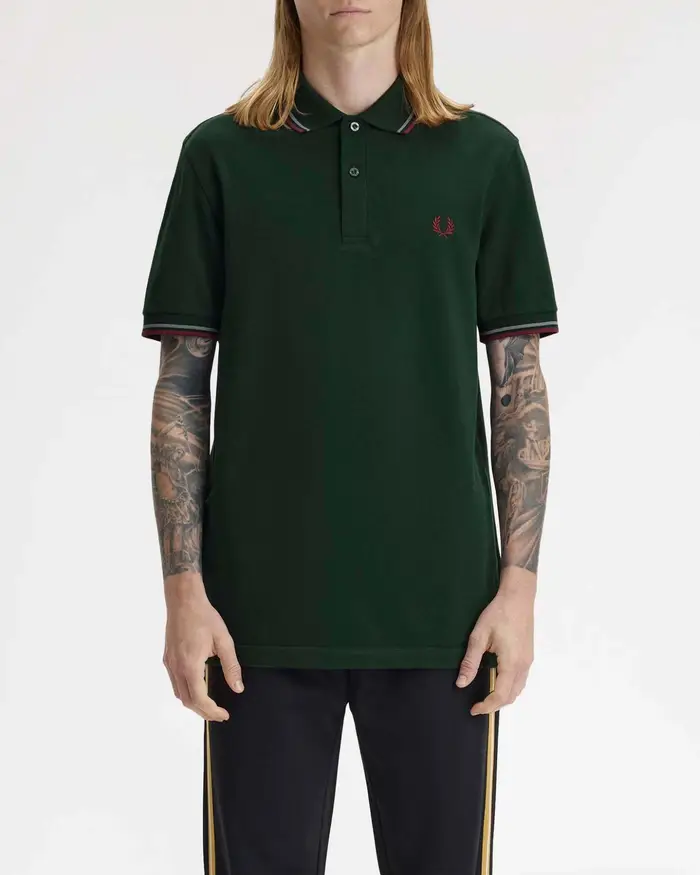 Polo Fred Perry verde mezza manica con bordino grigio e bordeaux