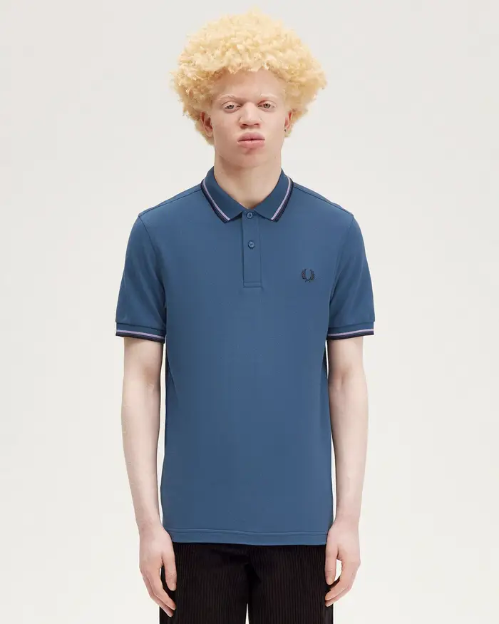 Polo indaco mezza manica con bordino blu e lilla