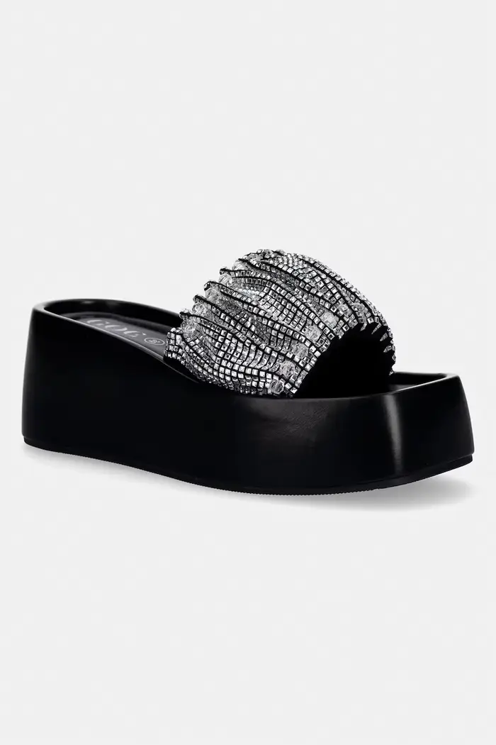 Goe ciabatte slide da donna TT2N4244 Nero