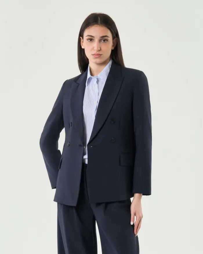 Hlo! Blazer blu doppiopetto con spalline strutturate e tasche frontali con patta