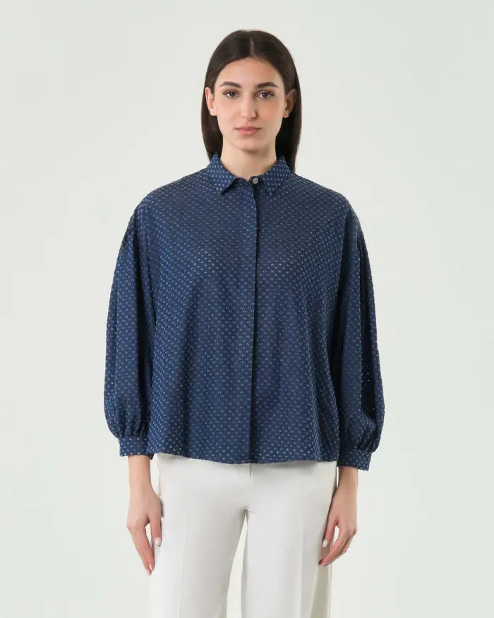 Hlo! Camicia blu in denim di puro cotone con abbottonatura nascosta e maniche a sbuffo