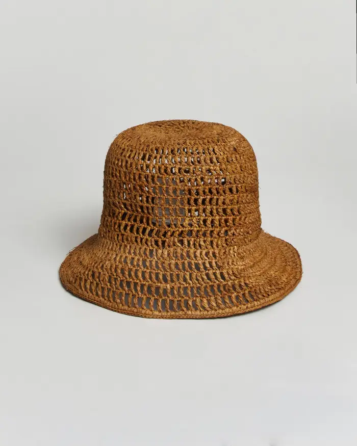 Hlo! Cappello cloche in rafia intrecciata color cammello