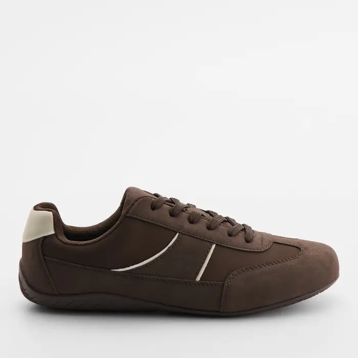 House Sneakers in finto camoscio