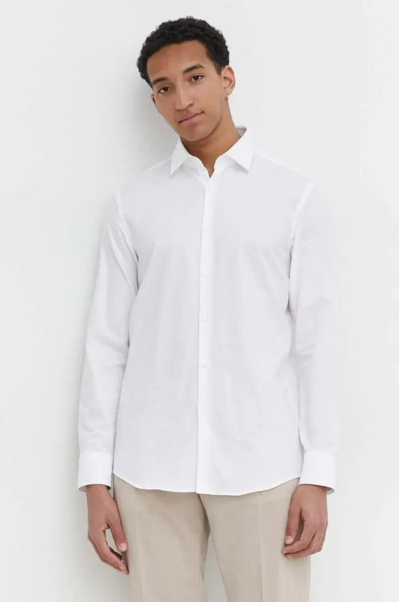 HUGO camicia in cotone uomo colore bianco