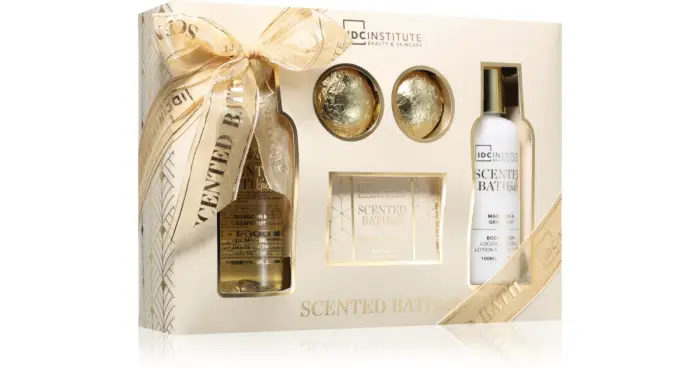 Idc institute Bagno Profumato Gold Confezione Regalo Da Donna Docciaschiuma Detergente 100 Ml + Bomba Da Bagno 2X20 G + Sale Da Bagno 50 G