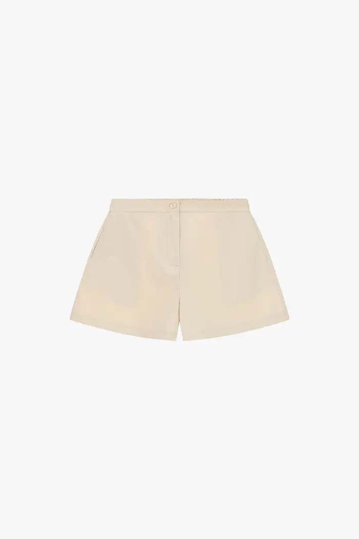 Shorts regular fit con vita media e passanti Beige