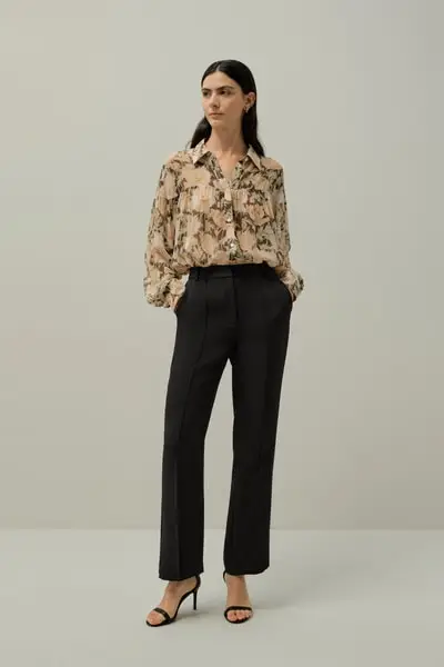 in stock Blusa in seta "Poppy Parade" - Realizzata con tessuto Liberty EURSfilata di Papaveri