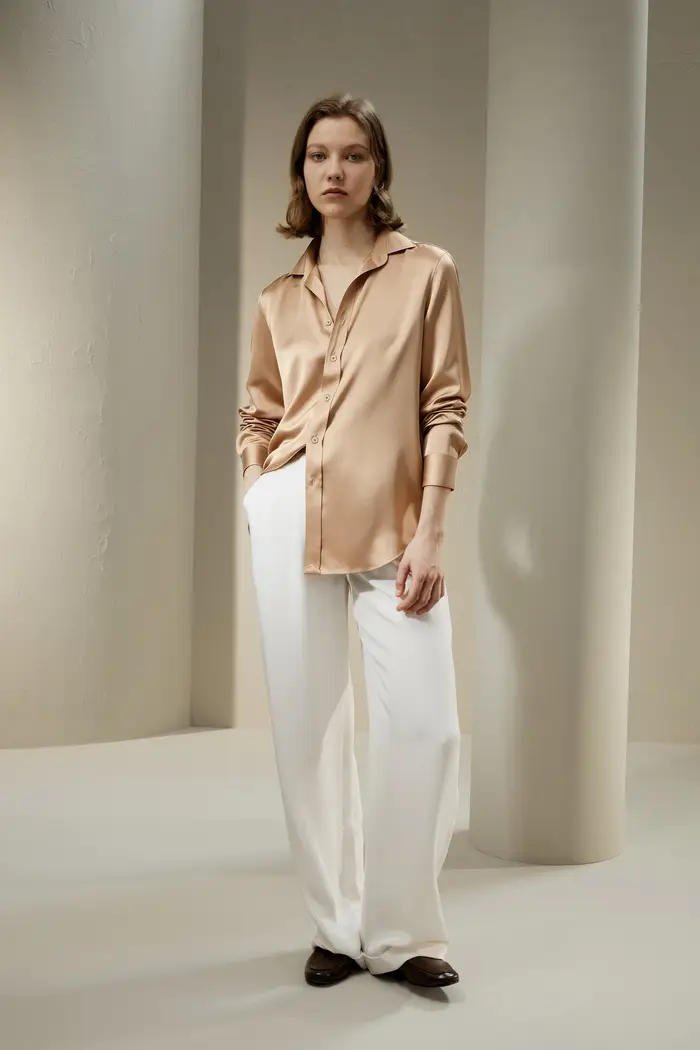in stock Camicia di seta su misura EURCammello chiaro
