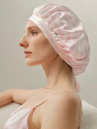 in stock Cuffia per Dormire a Righe in Charmeuse | Protezione Lussuosa per Capelli EURRosa Pallido & Righe Bianche