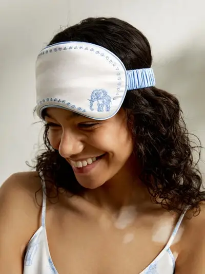 in stock La Terra Mascherina da Notte di Seta Ricamata EURBianco Naturale