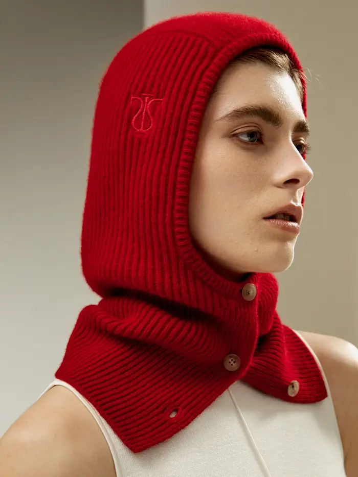 Lussuoso passamontagna in 100% cashmere per l esterno EURRosso