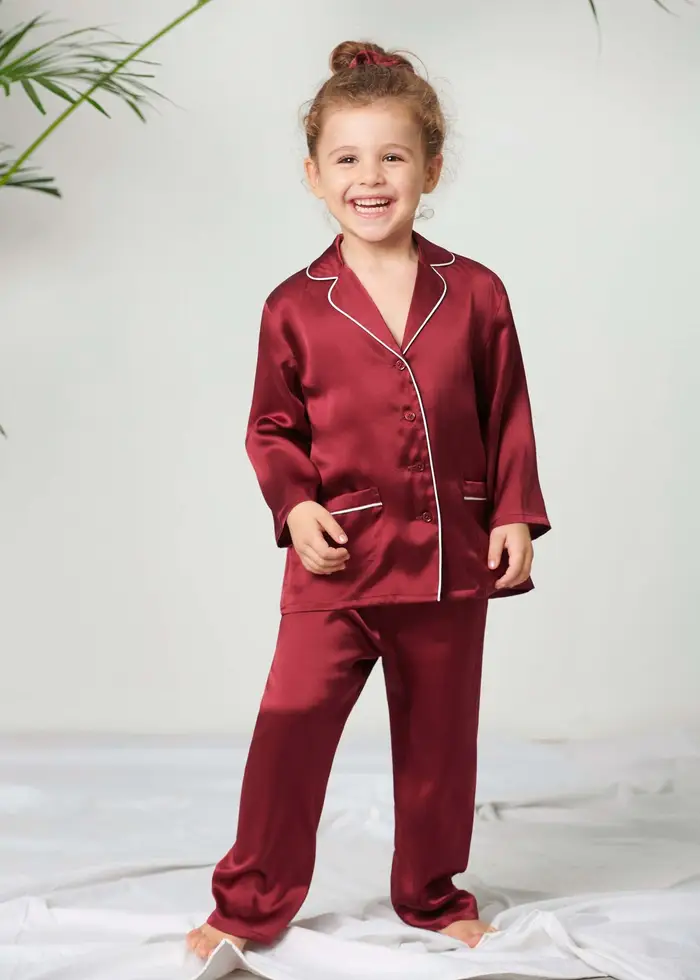 in stock Pigiama Classico in seta per bambini EURVioletto Rosso
