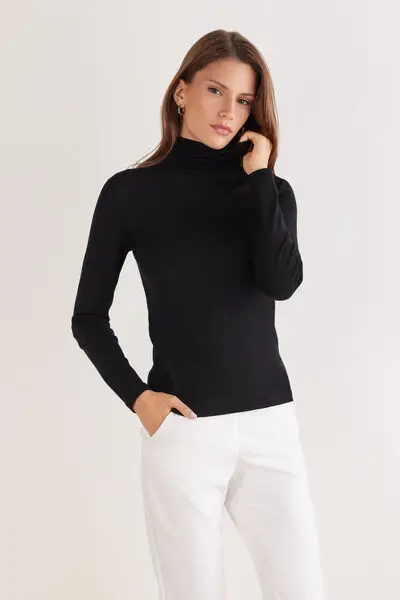 Intimissimi Maglia Manica Lunga Collo Alto 100% Lana Merino Donna Nero