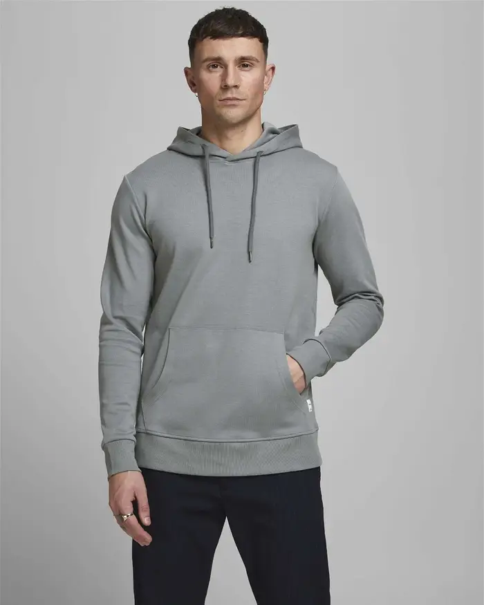 Felpa verde salvia con cappuccio regular fit in misto cotone con tasca a marsupio frontale