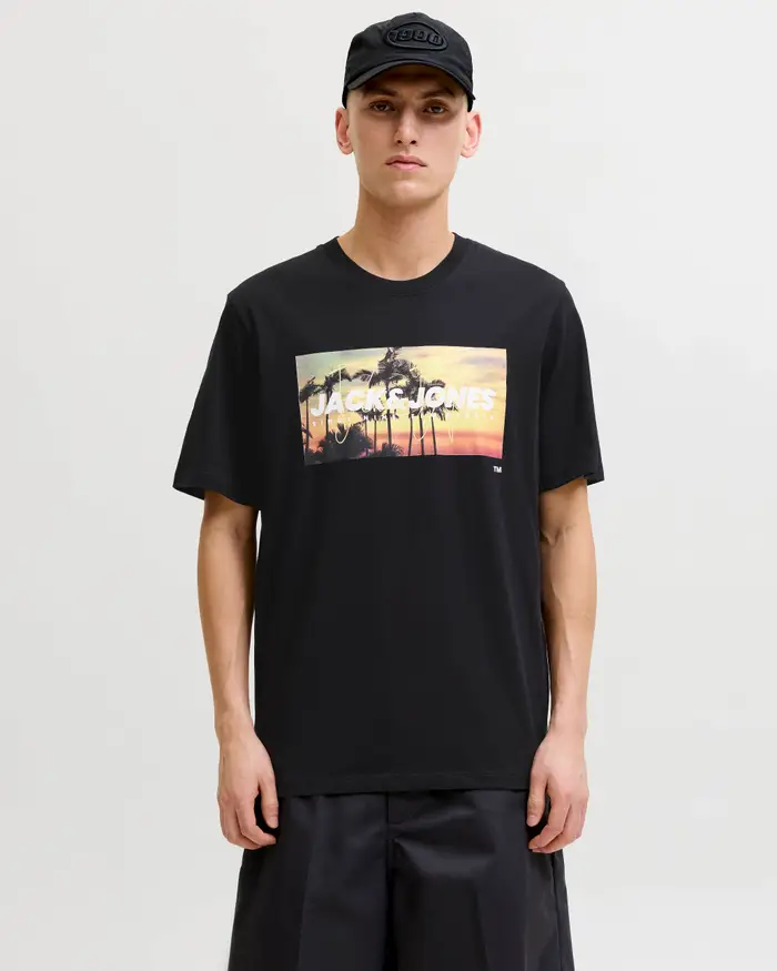 Jack & Jones T-shirt nera in cotone con stampa fotografica frontale e logo