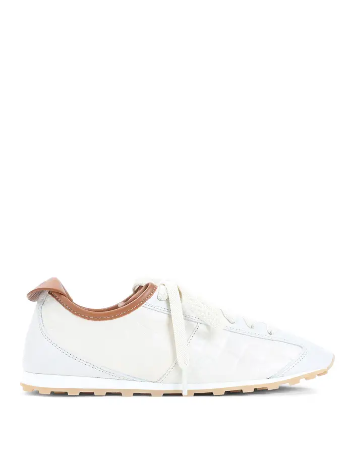 Le Sneakers da tennis Grigio Chiaro