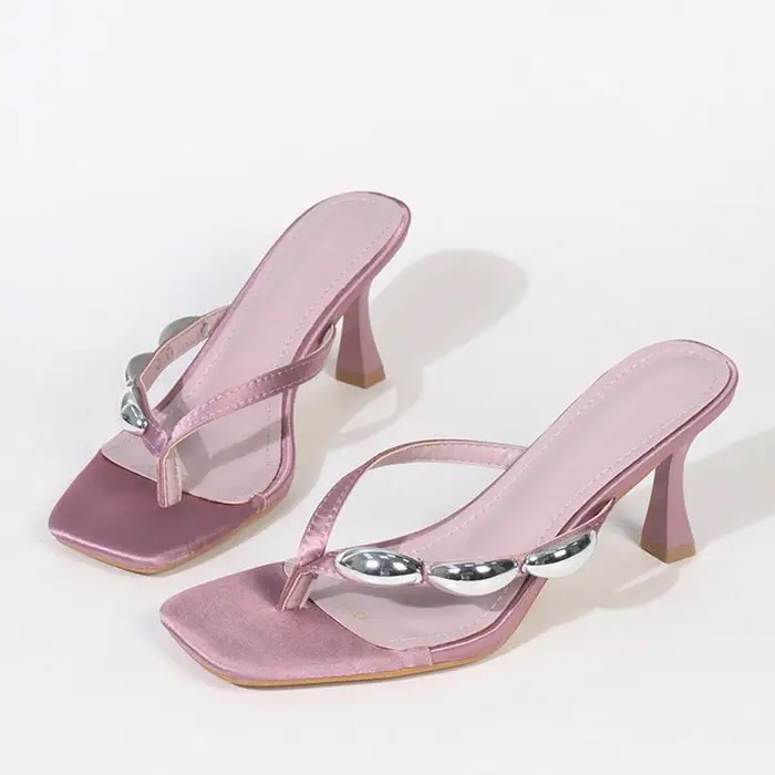 Liyke Fashion Design Sandali Infradito con Fascia Stretta in Metallo Scarpe da Donna Pantofole Festa Estiva Tacchi Bassi Sandali Gladiatore Mules da Donna 36