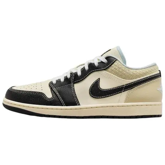 Air Jordan 1 SE Low Coconut Milk Black HQ3437-101 EU 46 nero/beige