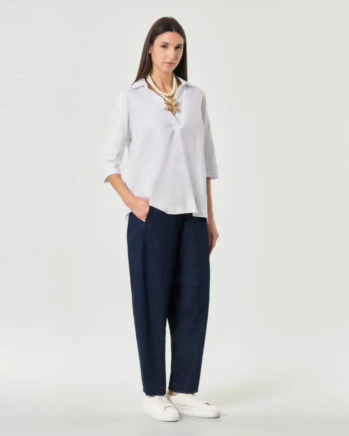 Camicia bianca Jurerê con scollo a V e maniche a tre quarti in misto viscosa