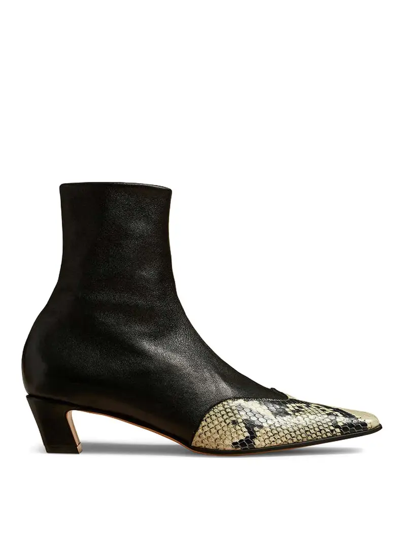 Khaite Stivaletto basso elasticizzato Nevada Nero