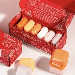 Koji White Set de Regalo de Jabón Iluminador Kojic Acid Soap 6 Formulas Gift Set