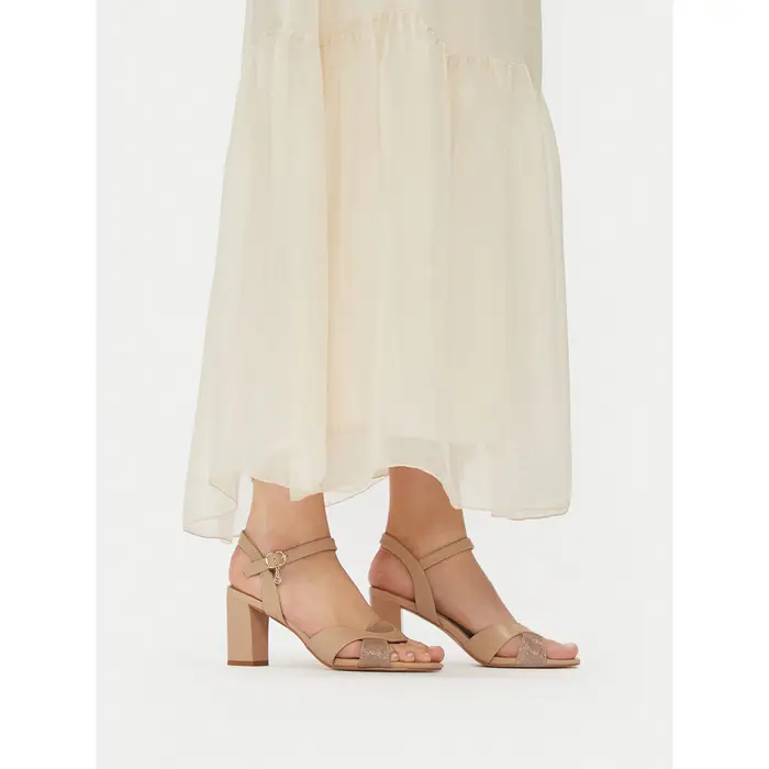 Lasocki Sandali WYL3119-15Z Beige