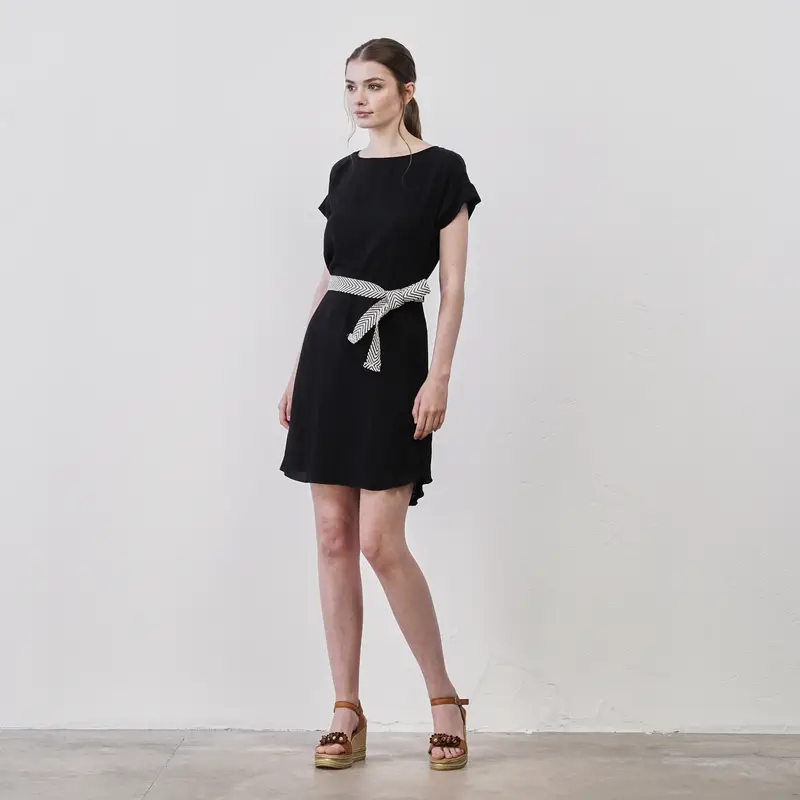 LOKITA Abito corto nero da donna con cintura in tessuto in vita