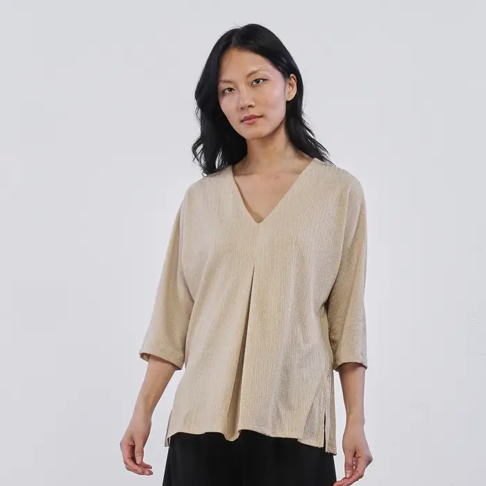 LOKITA Maxi maglia beige da donna con dettaglio righe in lurex