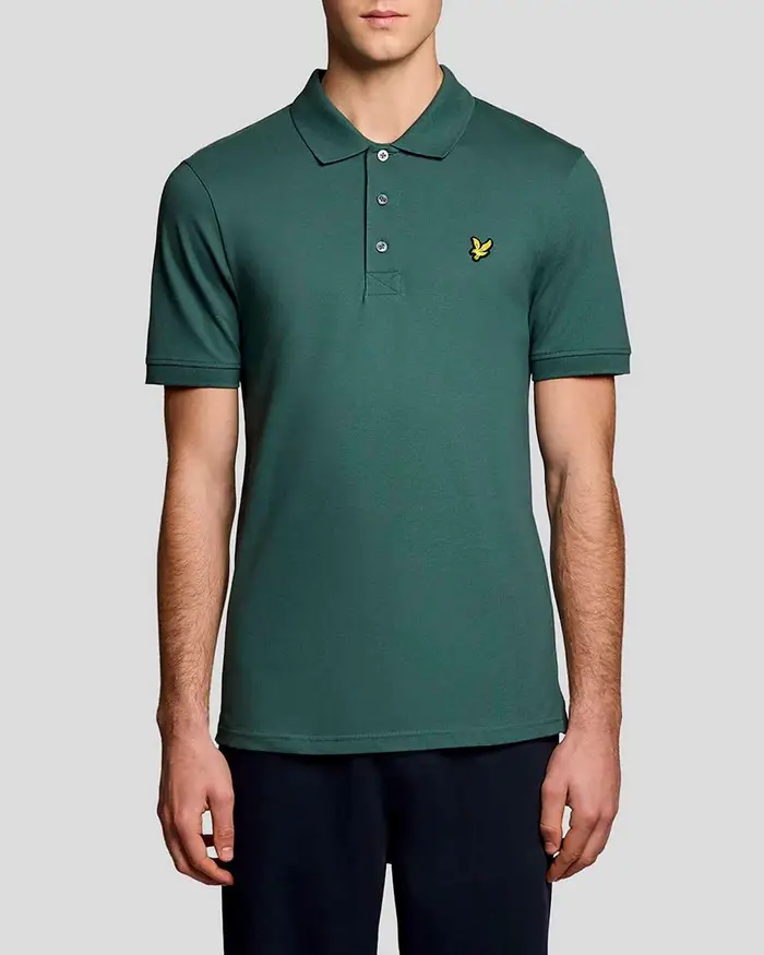 Polo Lyle & Scott verde mezza manica in piqué di cotone stretch con logo aquila gialla ricamato sul petto