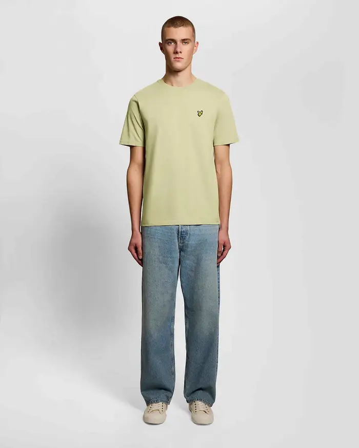 Lyle & Scott T-shirt mezza manica verde pistacchio in cotone con logo aquila gialla ricamata sul petto