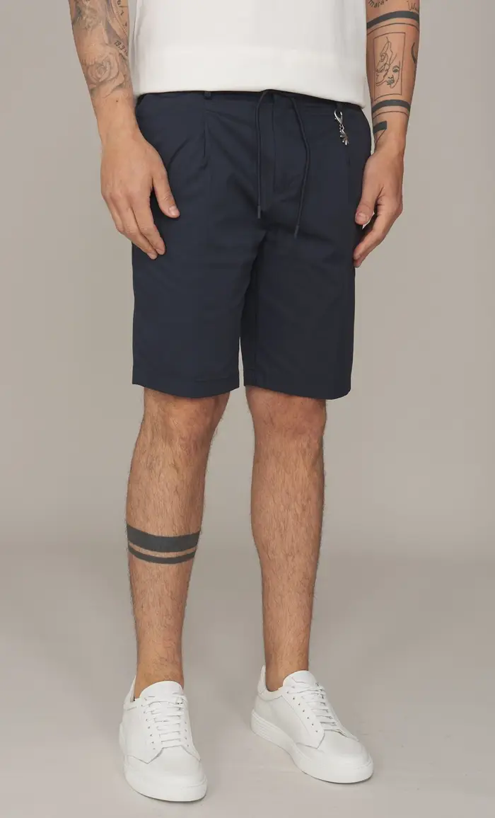 Manuel Ritz Bermuda con pinces ed elastico, colore blu