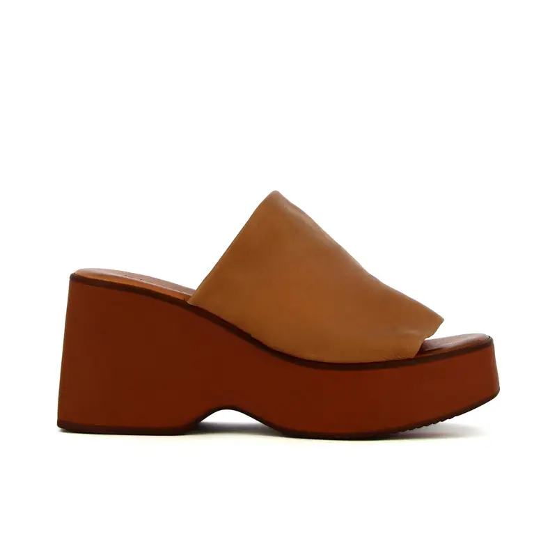 MARINASEVAL Ciabatte marroni in pelle con maxi zeppa