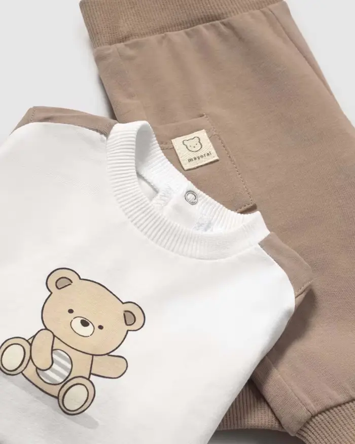 Completo Mayoral maglia felpa e pantalone in cotone stretch panna e marrone con orsetto