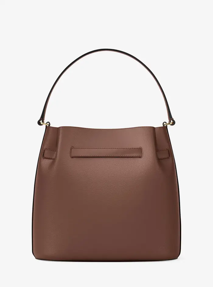 Michael Kors Outlet MK Borsa a secchiello convertibile Carson media in pelle martellata - Marrone - Michael Kors