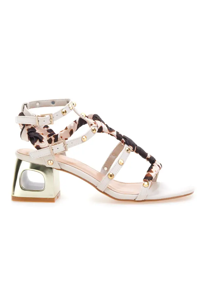 Sandali beige con borchie, lacci animalier e tacco geometrico Mon Dieu 1652 [OFF WHITE]