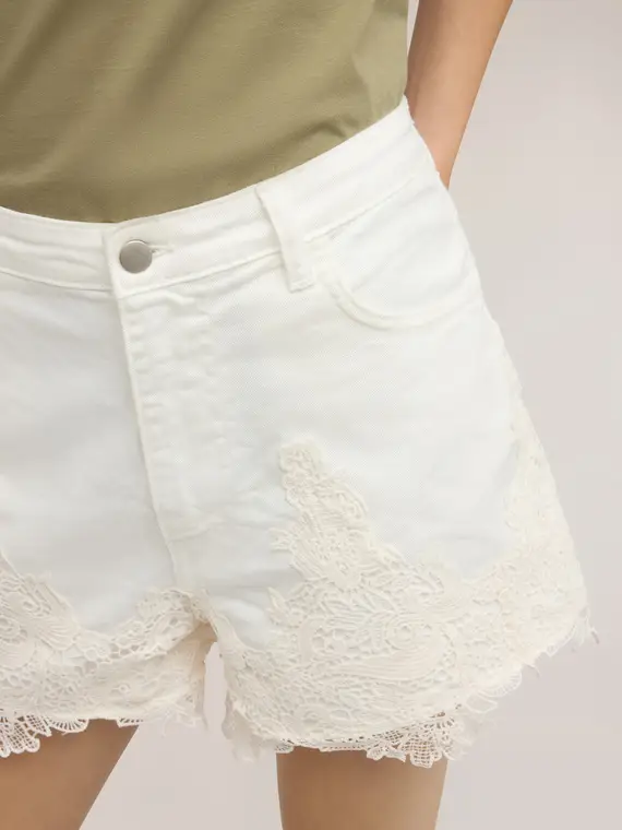 Motivi Shorts in drill con pizzo Donna, Bianco