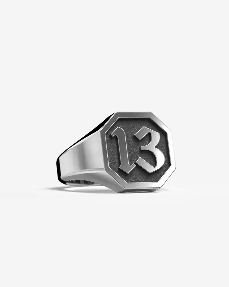 Mynove25 Anello Chevalier Ottagono Con Lettera Iniziale Personalizzata