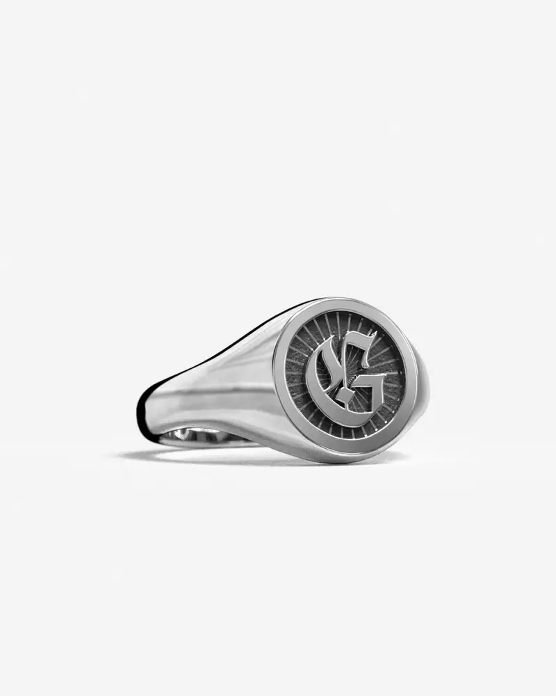 Mynove25 Anello Chevalier Tondo Mini Con Lettera Iniziale Personalizzata