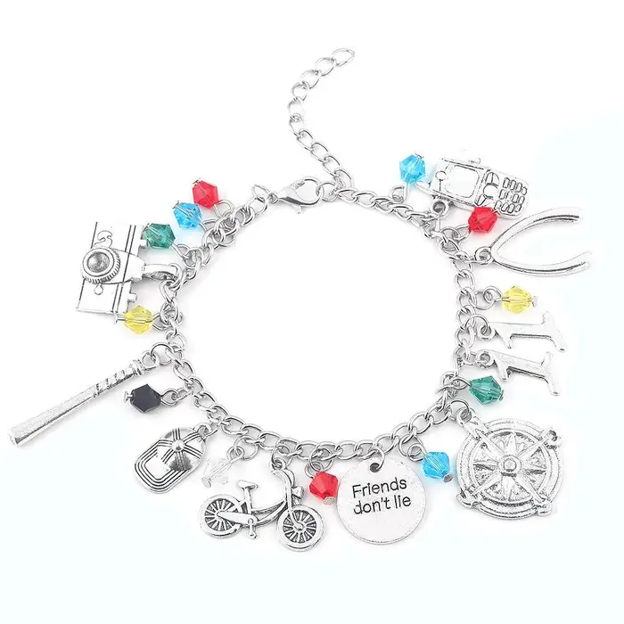 Nakahara Bracciale Gioielli Stranger Things Ascia Fotocamera Telefono Occhiali Logo Ciondolo in lega Bracciale in cristallo Amica Ragazza