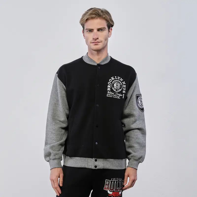 NBA Felpa college grigia e nera da uomo con stemma