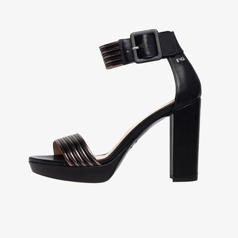 NeroGiardini Outlet Sandali Donna in Pelle - Nero