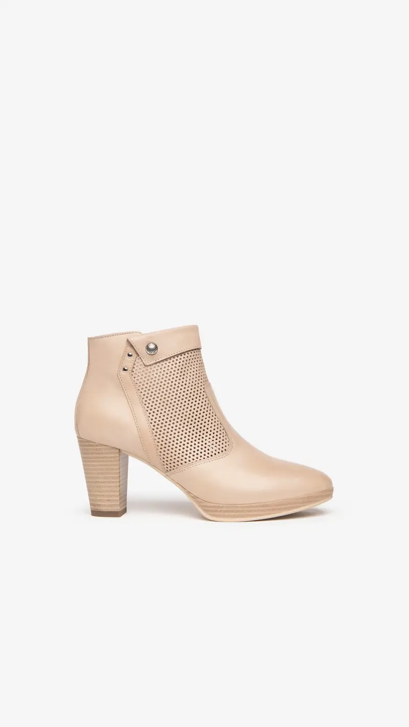 NeroGiardini Outlet Tronchetti Donna in Pelle - Beige