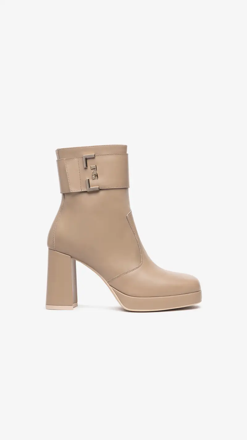 NeroGiardini Outlet Tronchetti Donna in Pelle - Marrone