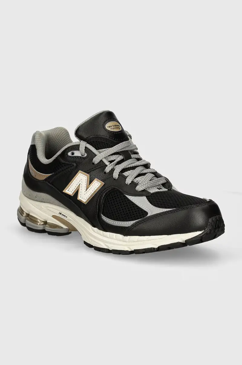 New Balance 2002R Black Sea Salt Gold Metallic M2002RPO Nero