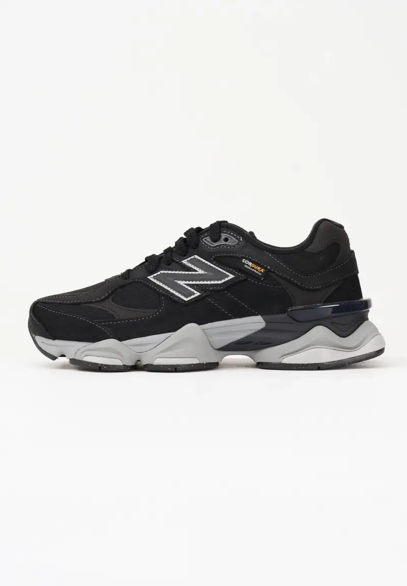 New Balance Sneakers 9060 nere per uomo e donna