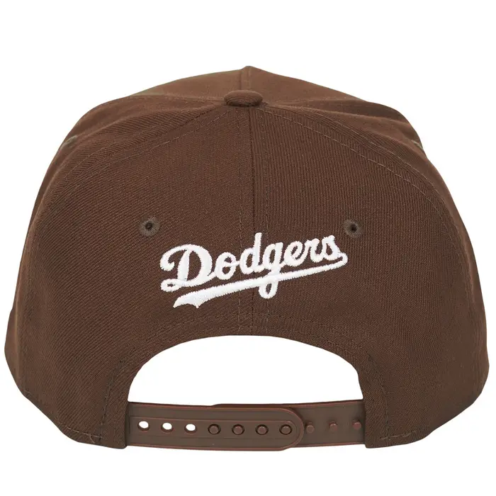New-Era Cappellino OUTLINE SCRIPT E-FRAME LOS ANGELES DODGERS Marrone