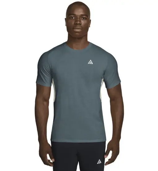 ACG Dri-Fit Solar Chase - maglia running - uomo Blue